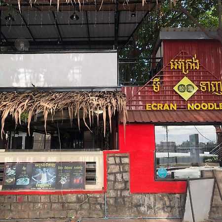Ecran Riverfront Guesthouse Kampot Exterior photo