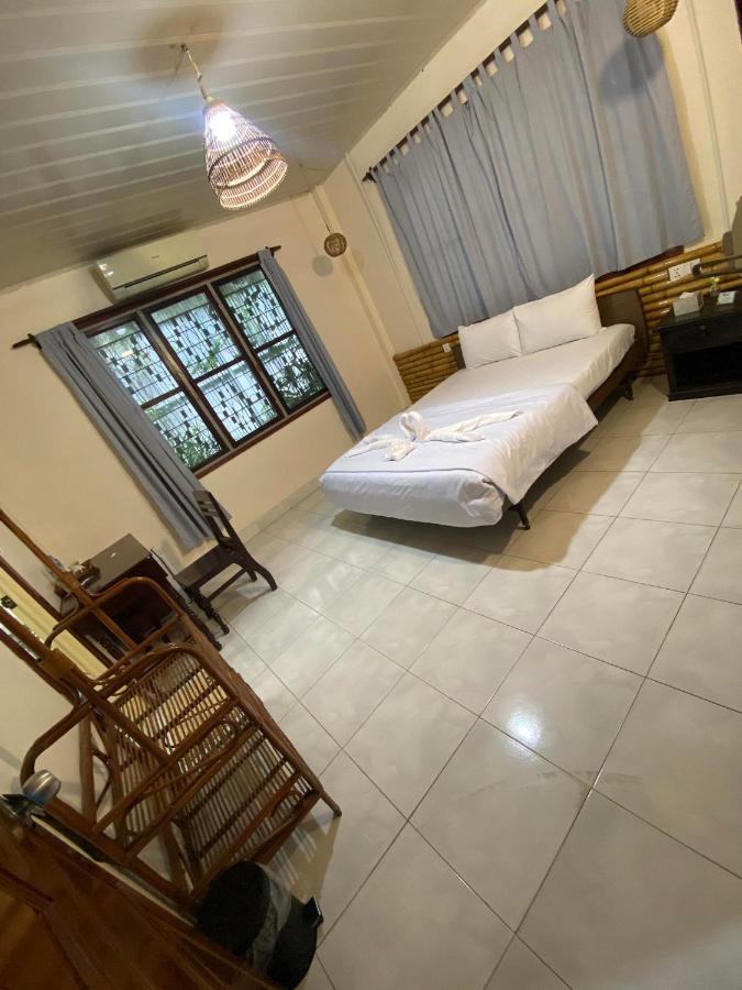 Ecran Riverfront Guesthouse Kampot Exterior photo