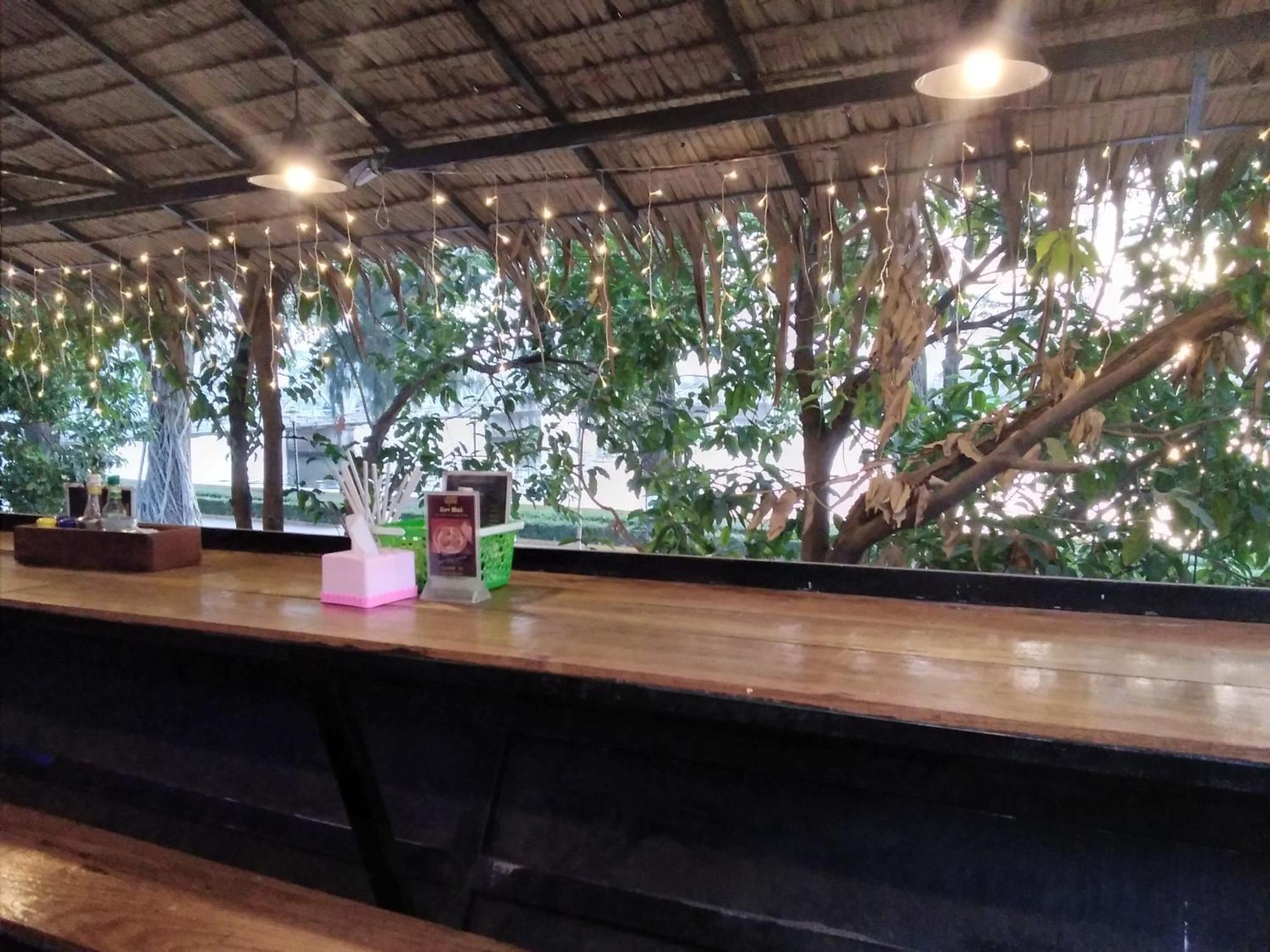 Ecran Riverfront Guesthouse Kampot Exterior photo